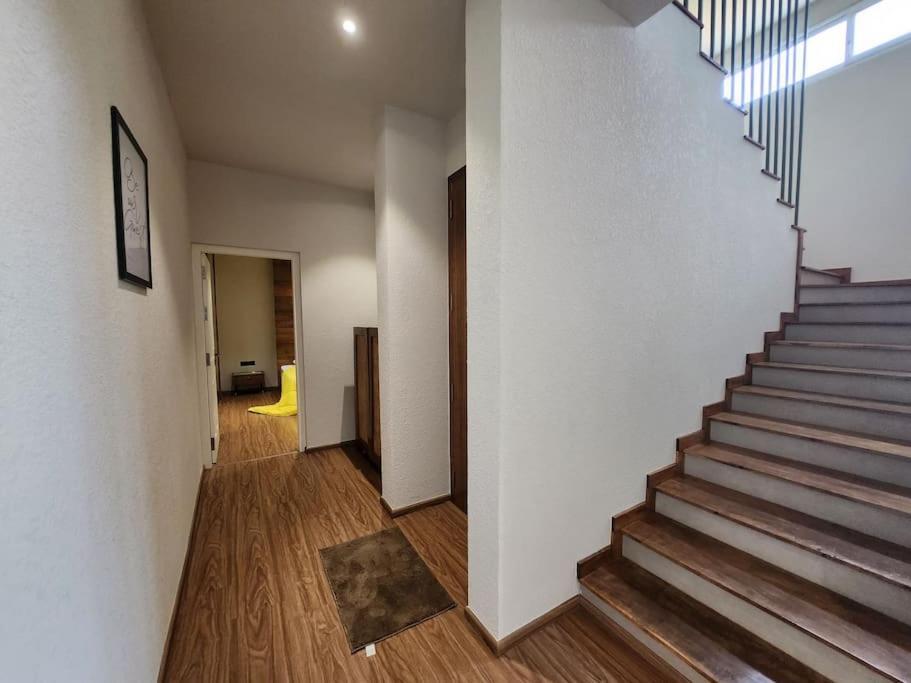 Gulzar 2Bhk Service Apartment, 坎努尔 外观 照片